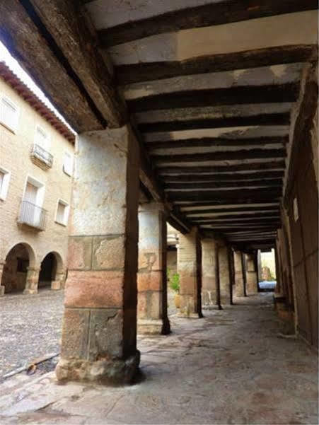 Hotel Santa Maria De Alquezar Bagian luar foto