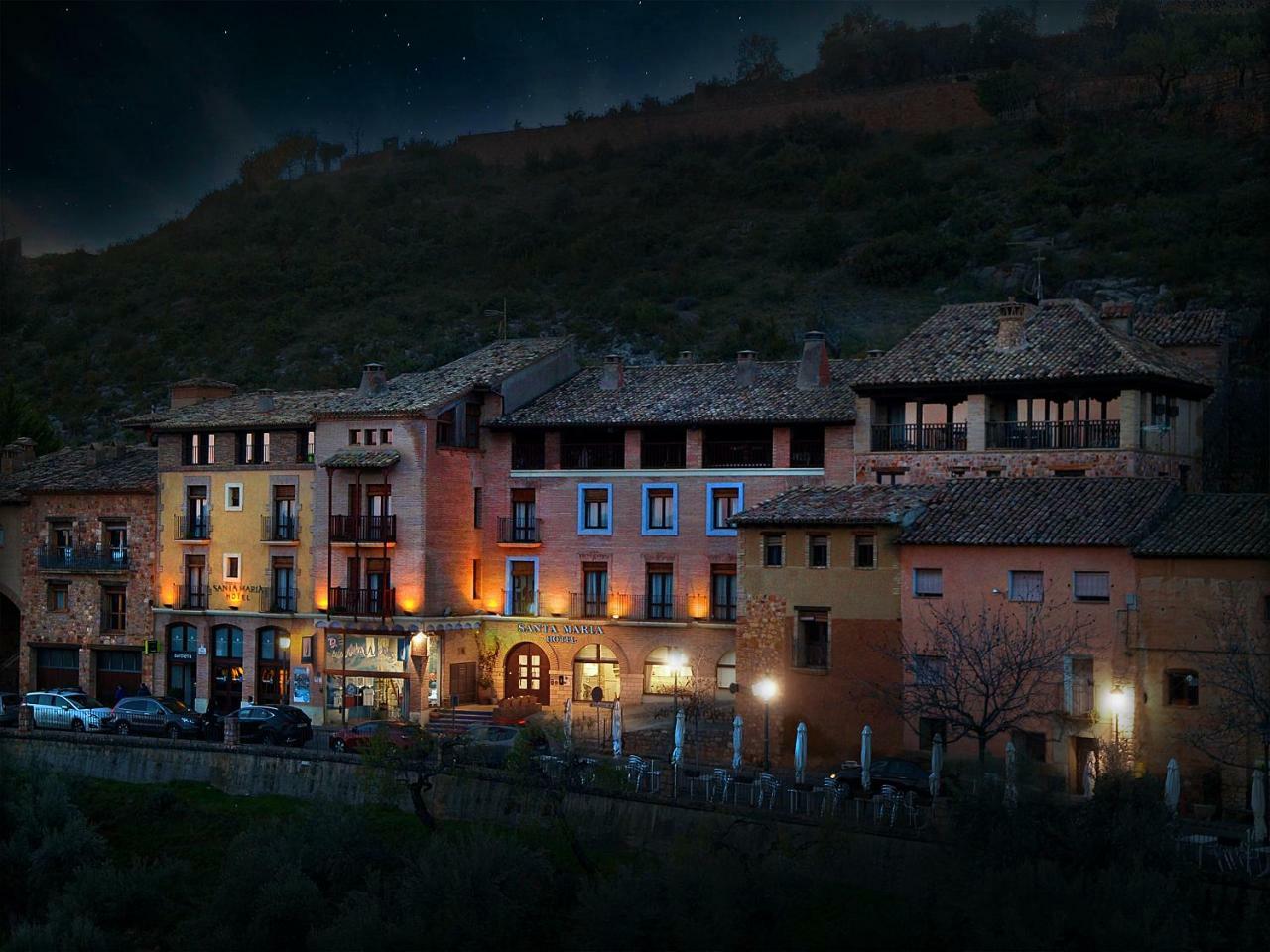 Hotel Santa Maria De Alquezar Bagian luar foto